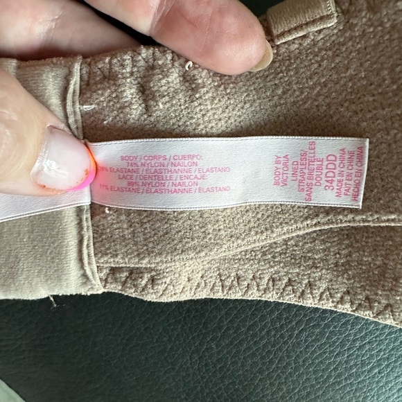 Victoria’s Secret Body by Victoria Strapless Bra Nude - Picture 5 of 6